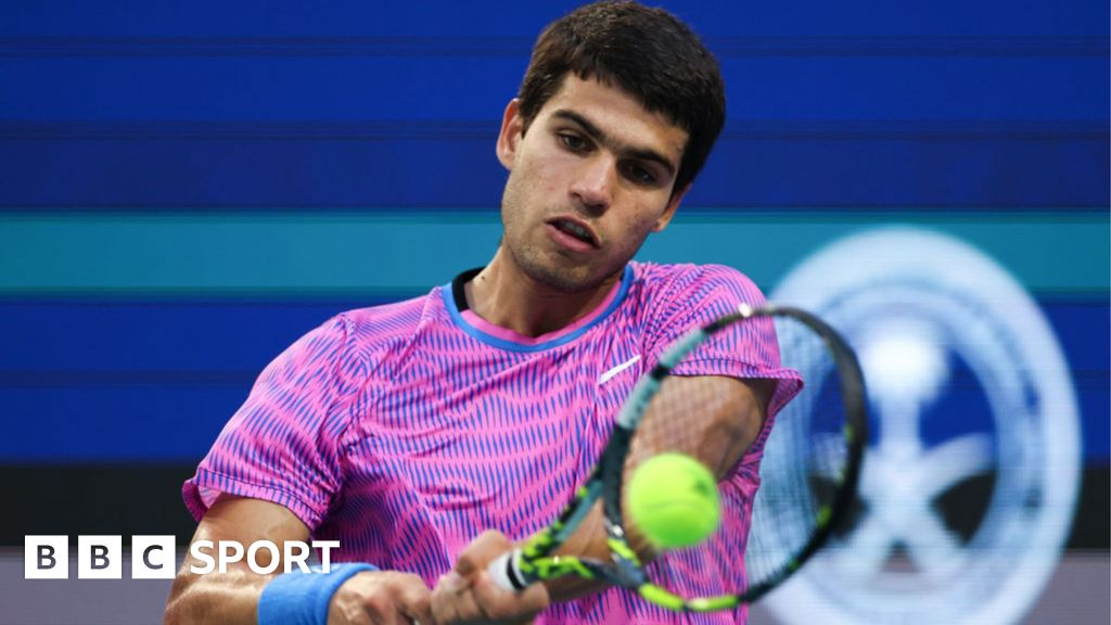 Carlos Alcaraz Withdraws from Barcelona Open Due to Injury